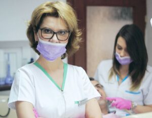 specialist stomatologie Craiova - dr Cristiana Nicolae