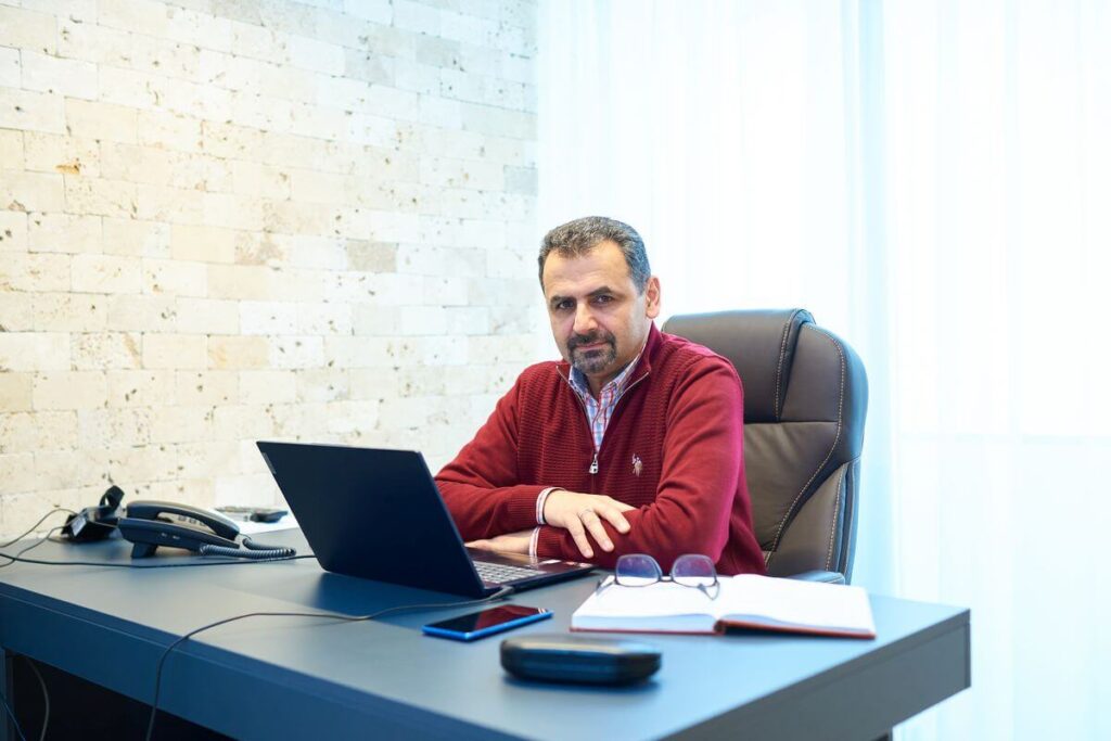 Dr Cristian Nicolae, manager general clinica stomatologica CriniDent Craiova